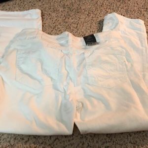 Silver suki capris white New 31